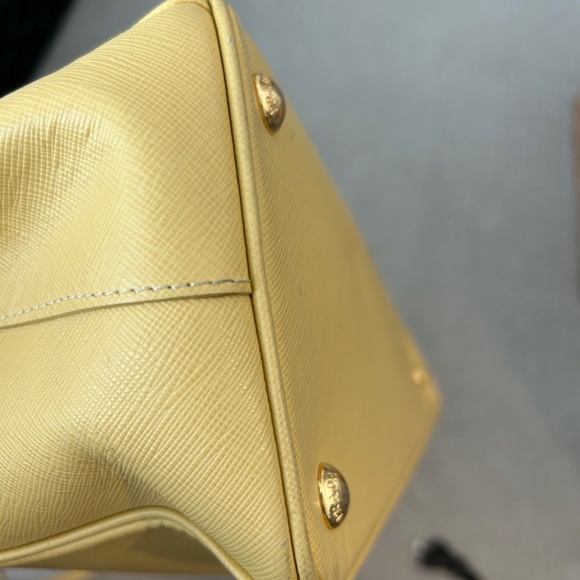 Beautiful handbag - Picture 16 of 16